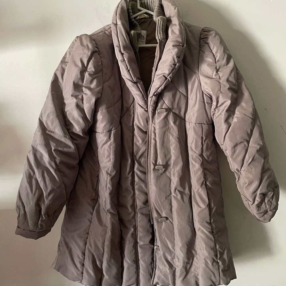 Windsor Bay long puffed zipper jacket. Size M